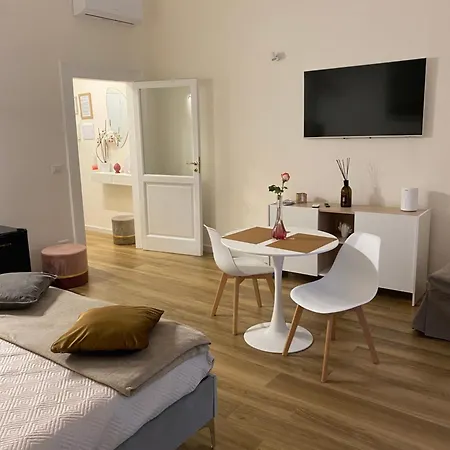 Murat アパート *